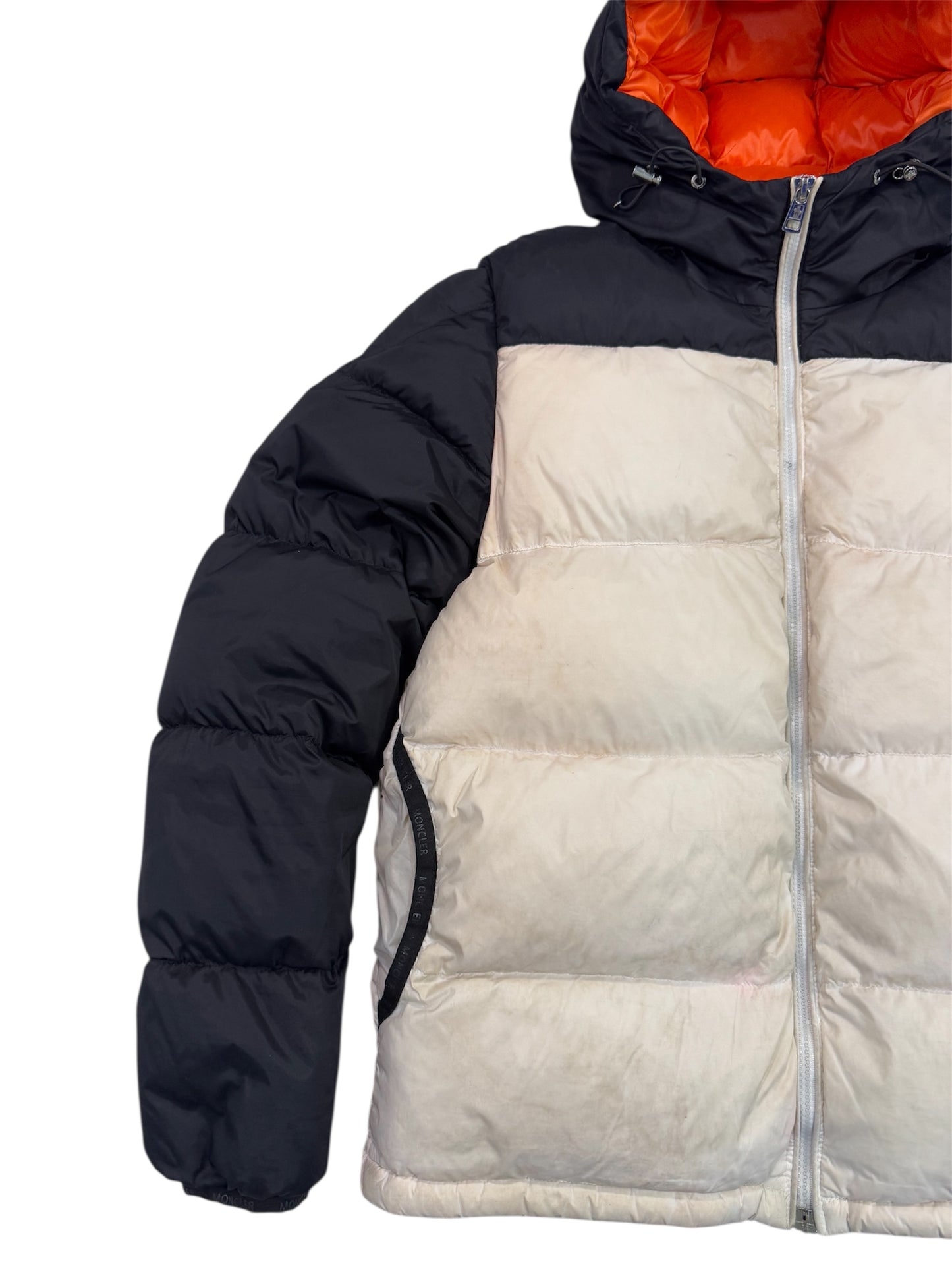 Moncler Puffer Black and White (M)