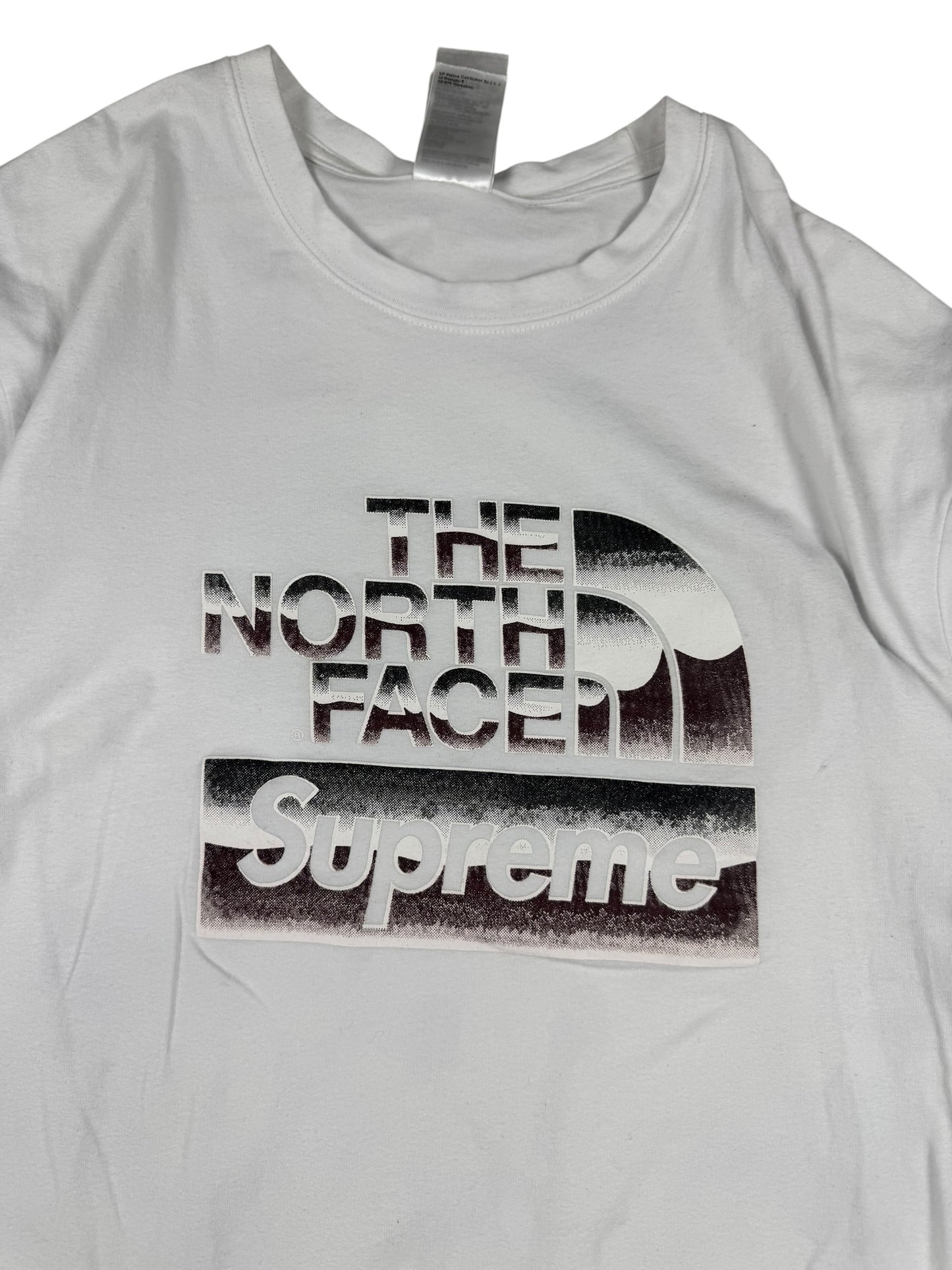 Supreme tnf x supreme (M)