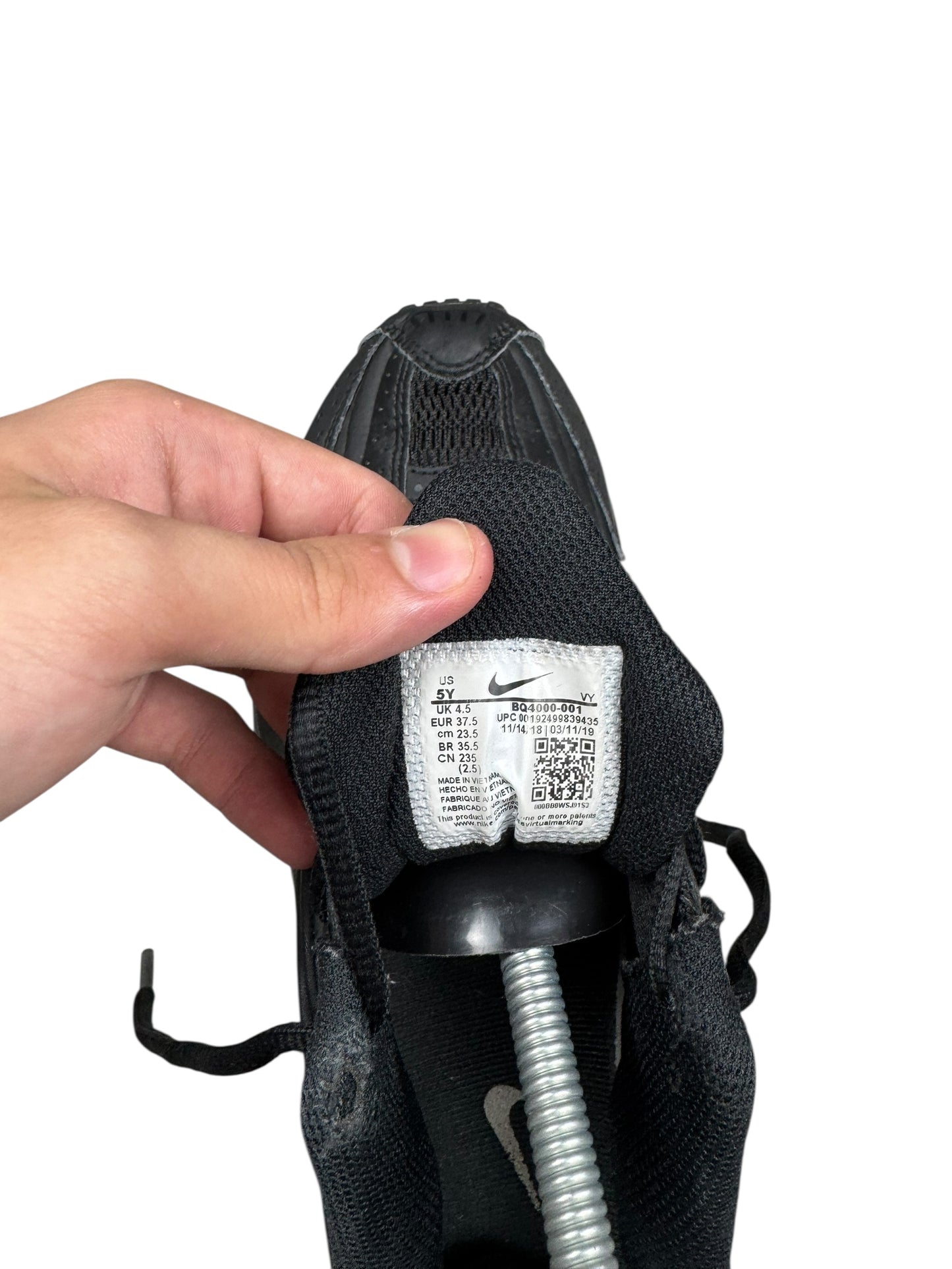 Nike Shox R4 Triple Black (37,5)
