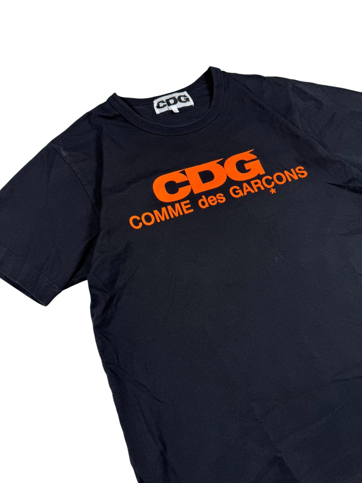 Commes Des Garçon Tee/T-Shirt Black and Orange (M)