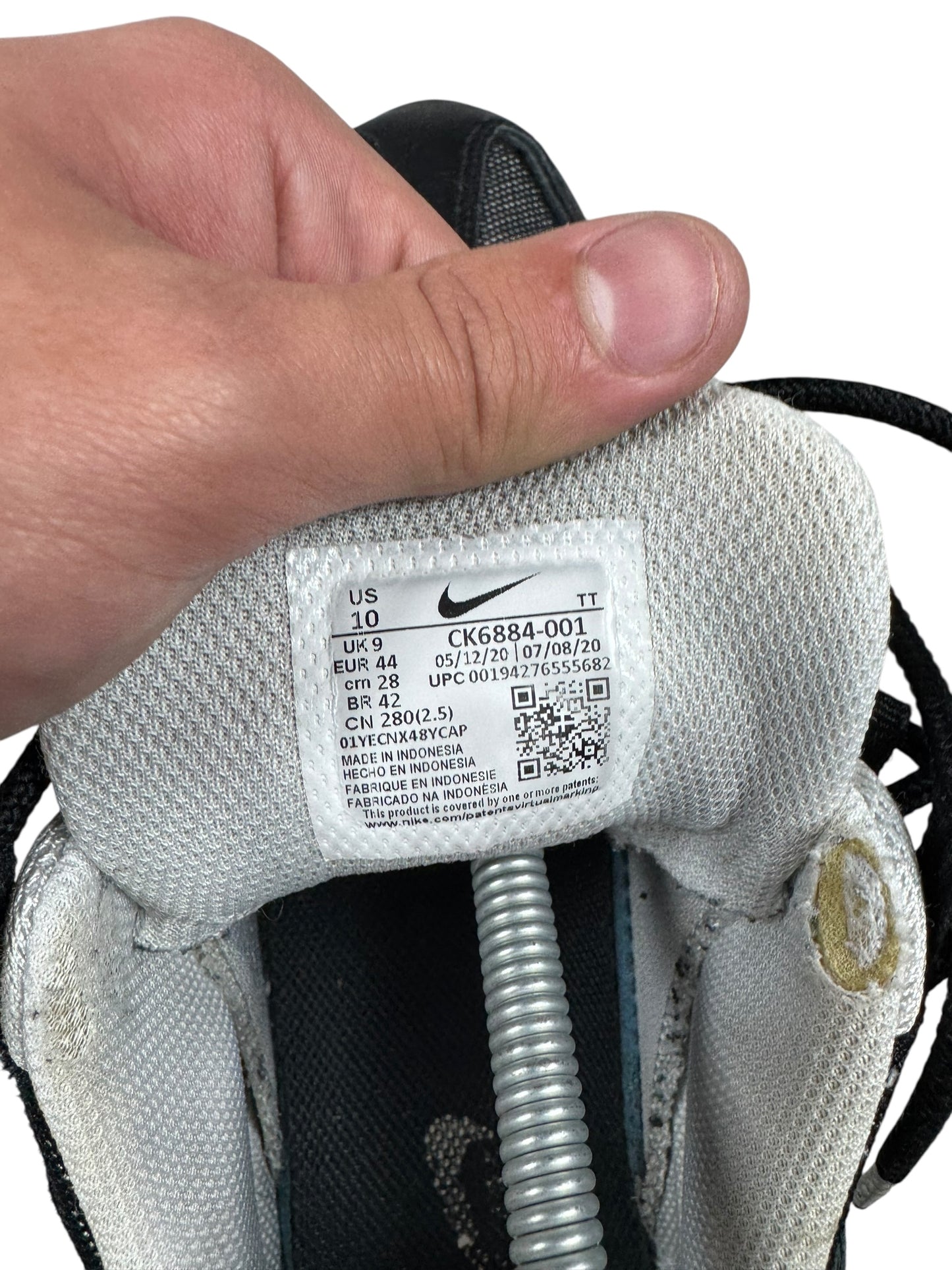 Nike Air Max 95 Black and White (44)