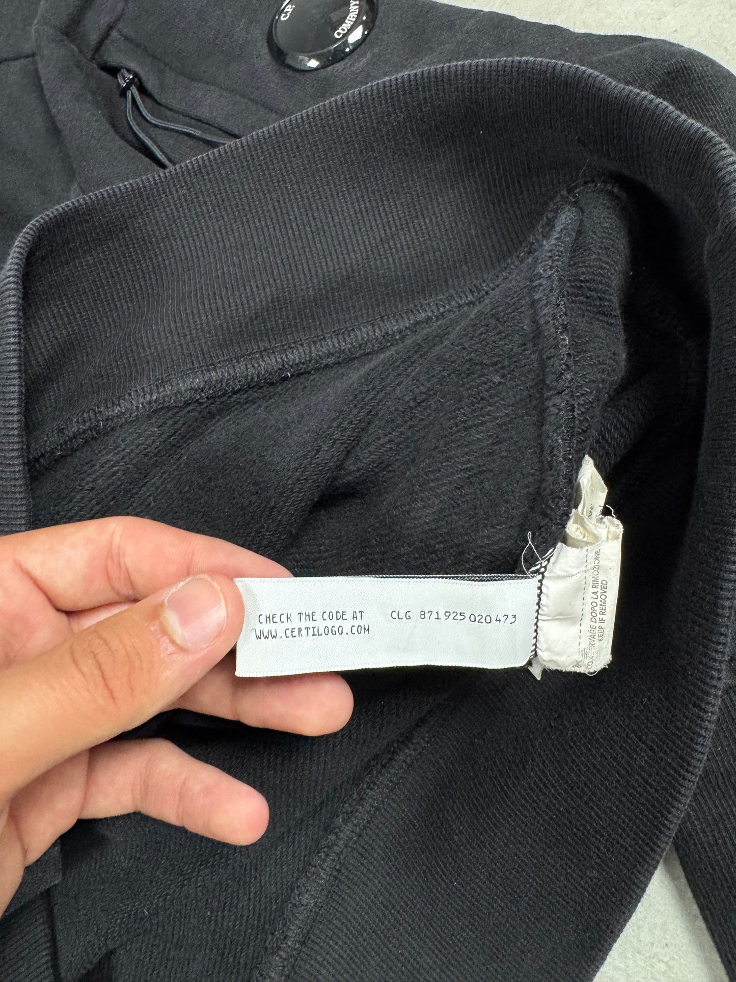 CP Company Diagonal Raised Fleece Zip Black Hoodie (M)