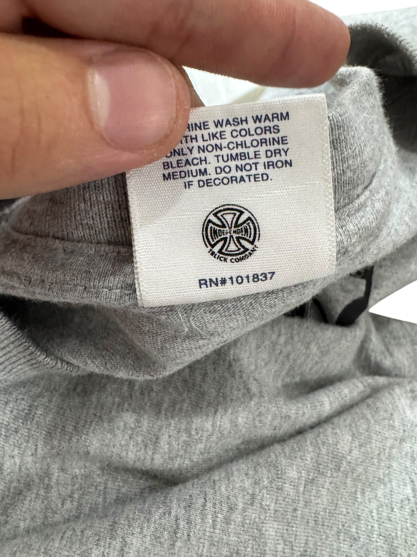 Supreme x Independent T-Shirt/Tee Grey and Red (S)