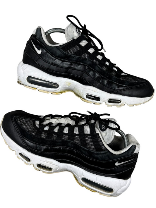 Nike Air Max 95 Black and White (44)