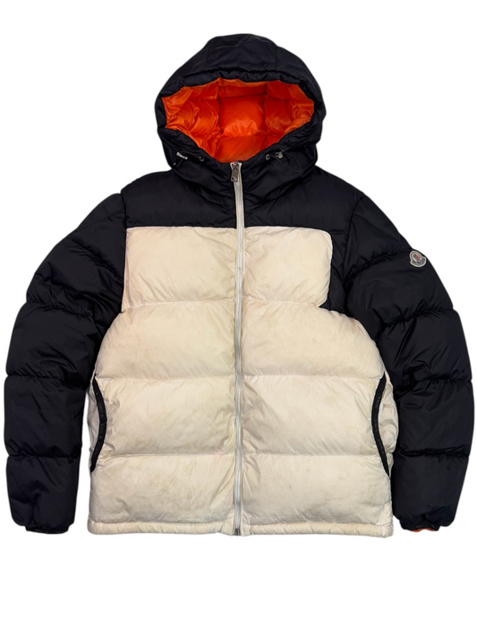 Moncler Puffer Black and White (M)