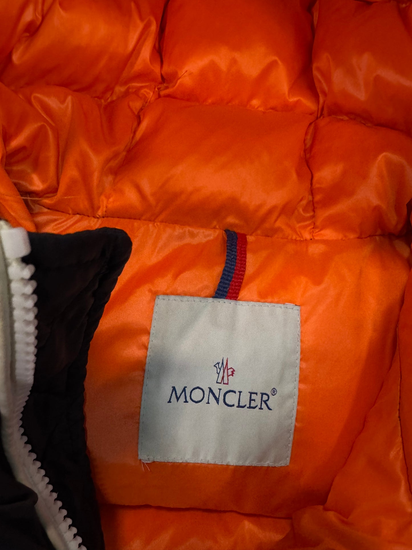 Moncler Puffer Black and White (M)